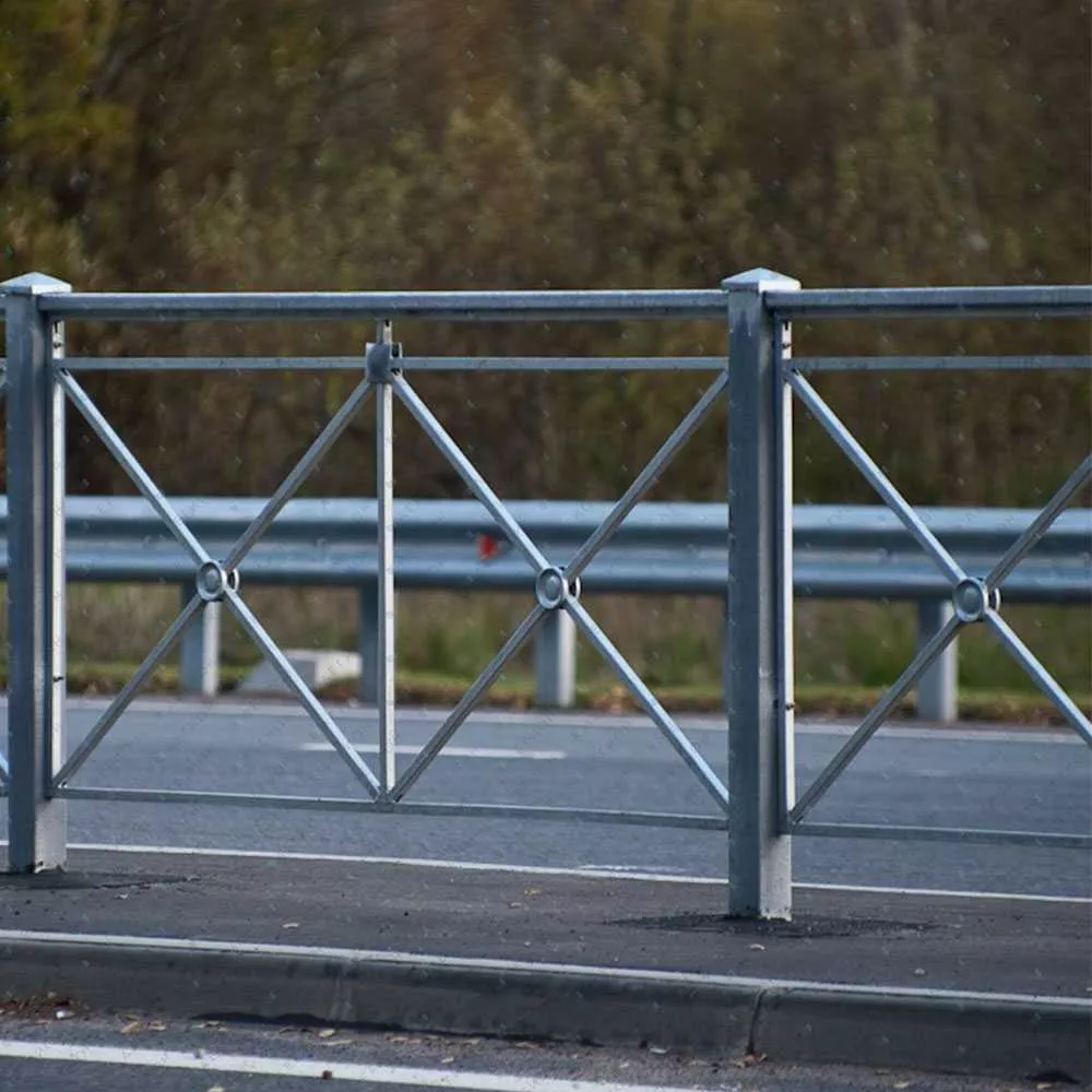 Пешеходное (перильное) ограждение ПО1 «Крест»
